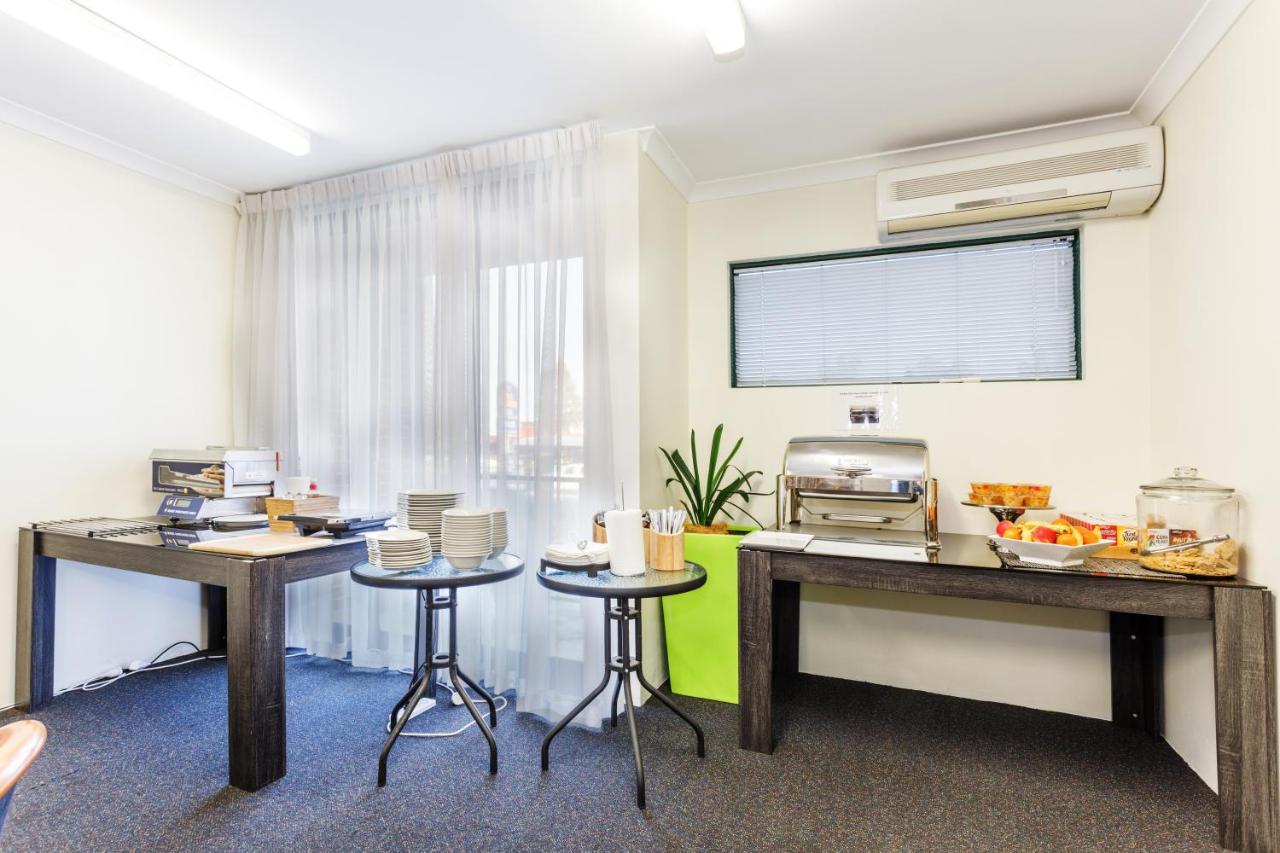 Perth Ascot Central Apartment Hotel Official Extérieur photo