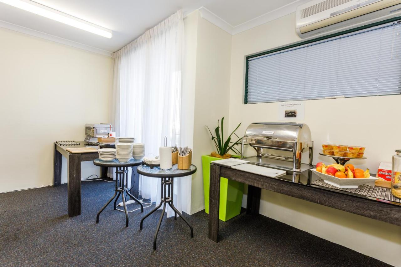 Perth Ascot Central Apartment Hotel Official Extérieur photo