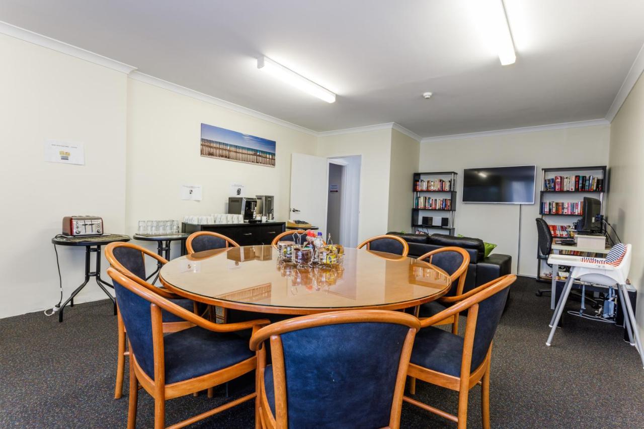 Perth Ascot Central Apartment Hotel Official Extérieur photo