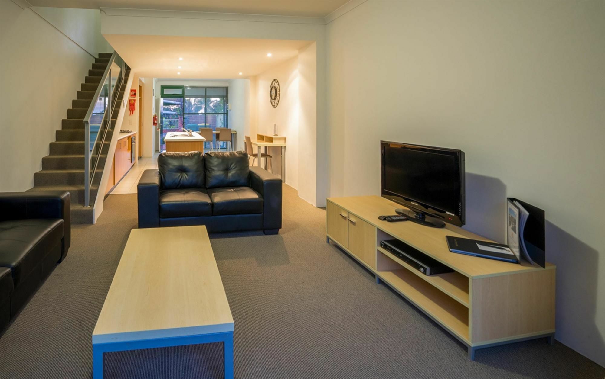 Perth Ascot Central Apartment Hotel Official Extérieur photo