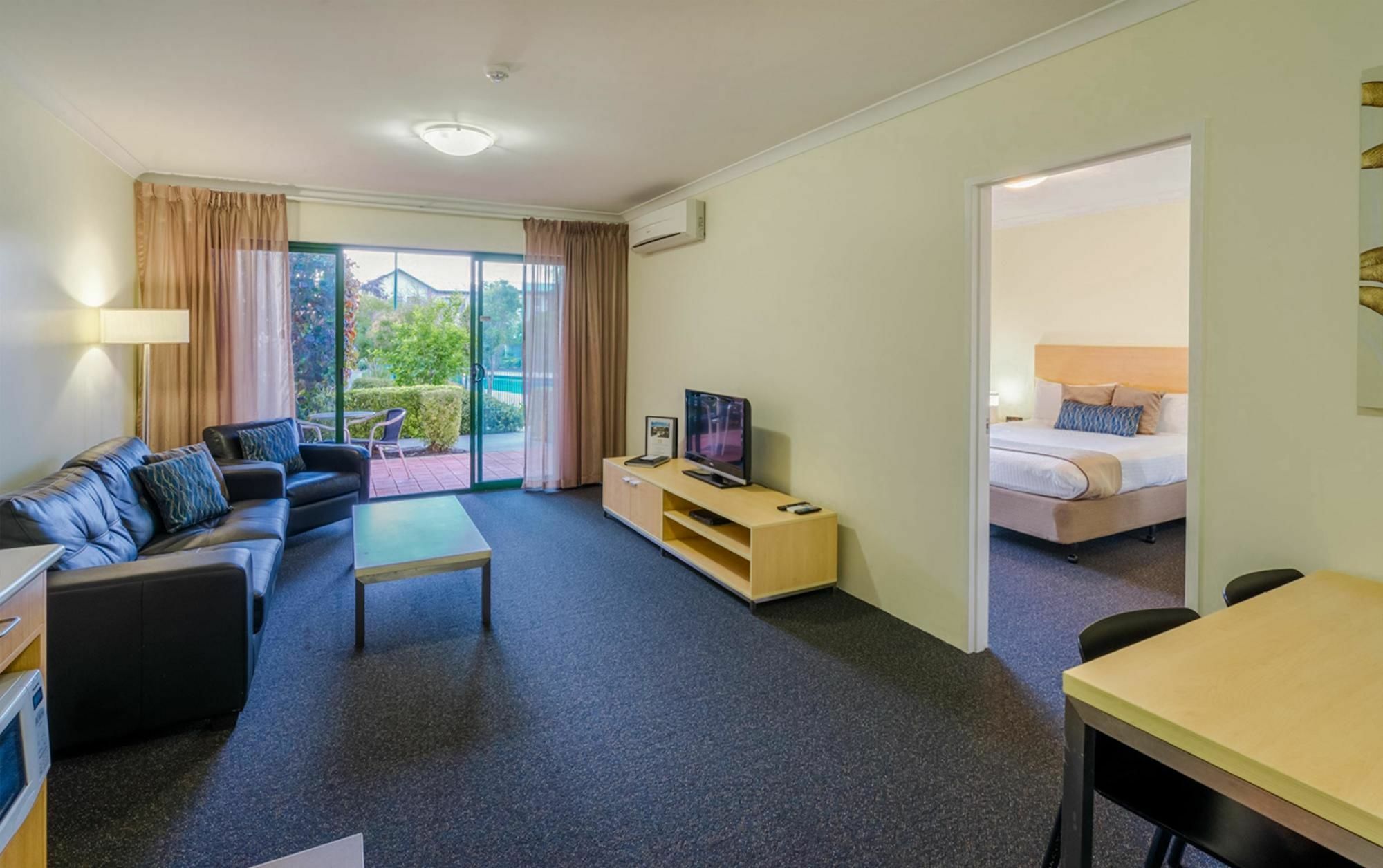 Perth Ascot Central Apartment Hotel Official Extérieur photo