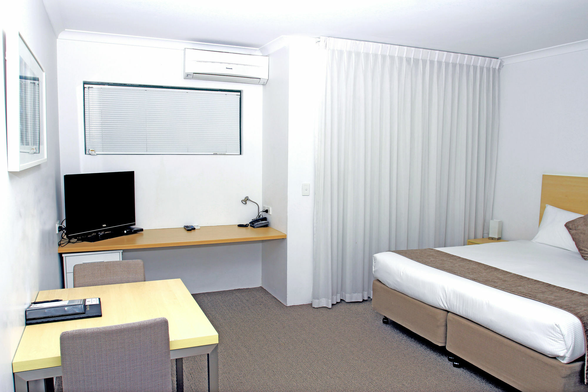 Perth Ascot Central Apartment Hotel Official Extérieur photo